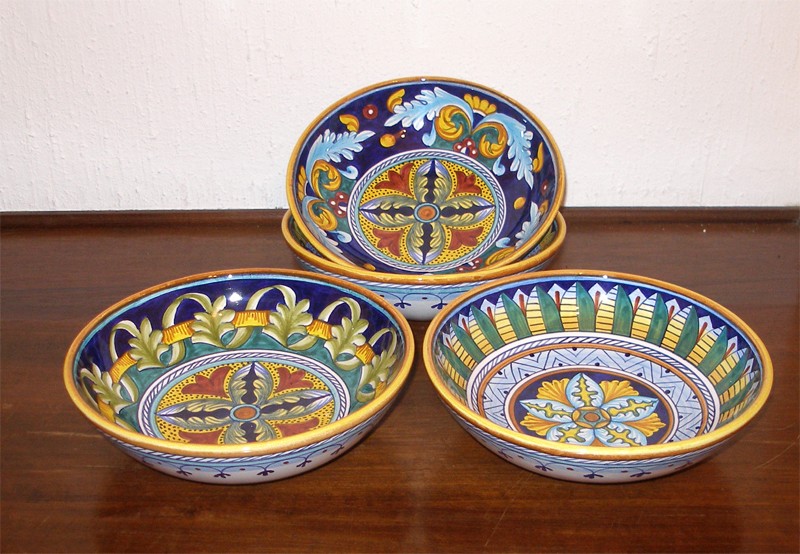 DERUTA ITALIAN POTTERY SET OF 4 8" SOUP PASTA BOWLS eBay